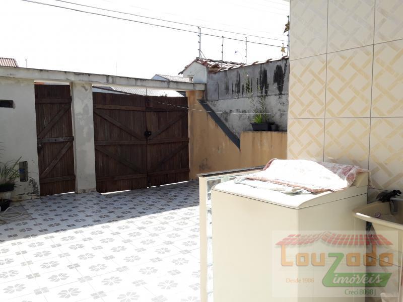 Casa à venda com 2 quartos, 72m² - Foto 6