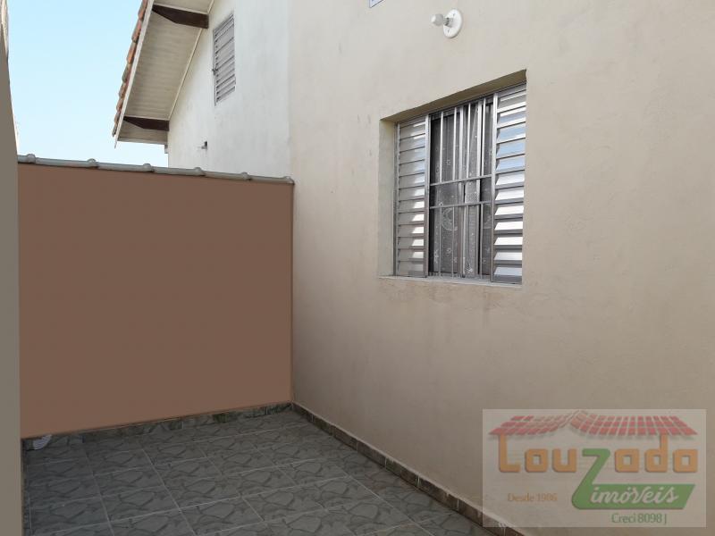 Casa à venda com 2 quartos, 72m² - Foto 8