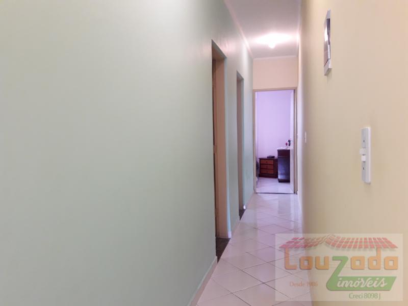 Casa à venda com 2 quartos, 72m² - Foto 16