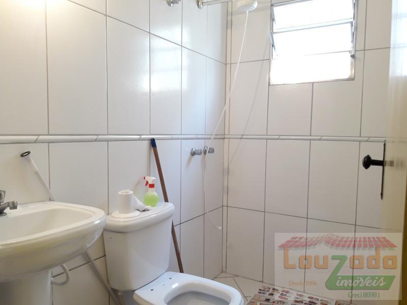 Casa à venda com 2 quartos, 72m² - Foto 18