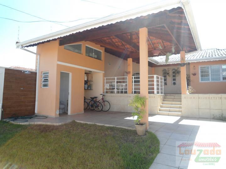 Casa, 3 quartos, 180 m² - Foto 1