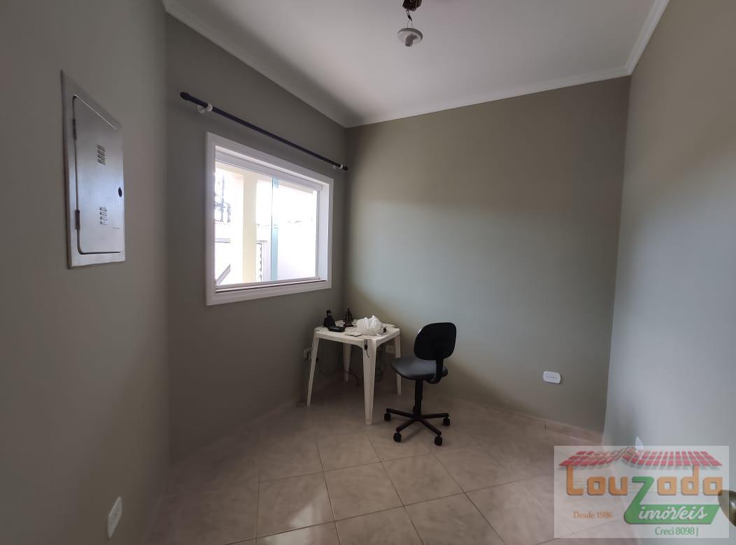 Casa, 3 quartos, 250 m² - Foto 15