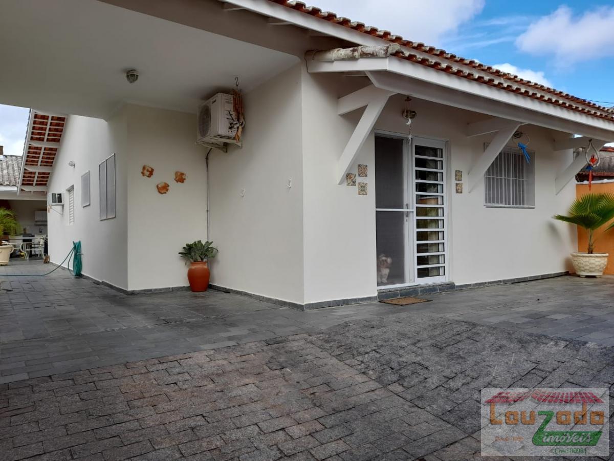 Casa, 3 quartos, 129 m² - Foto 2