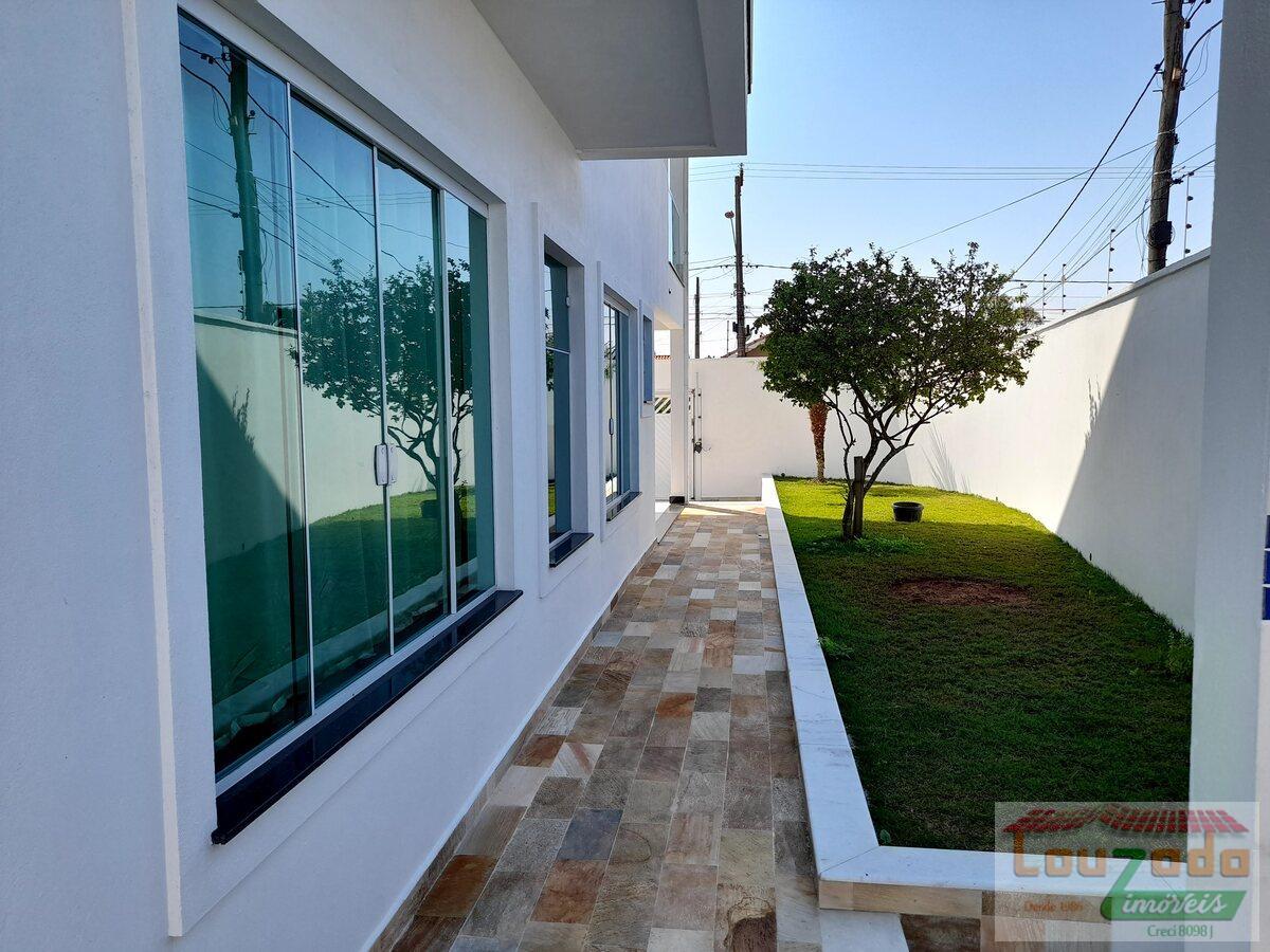 Sobrado, 4 quartos, 279 m² - Foto 2