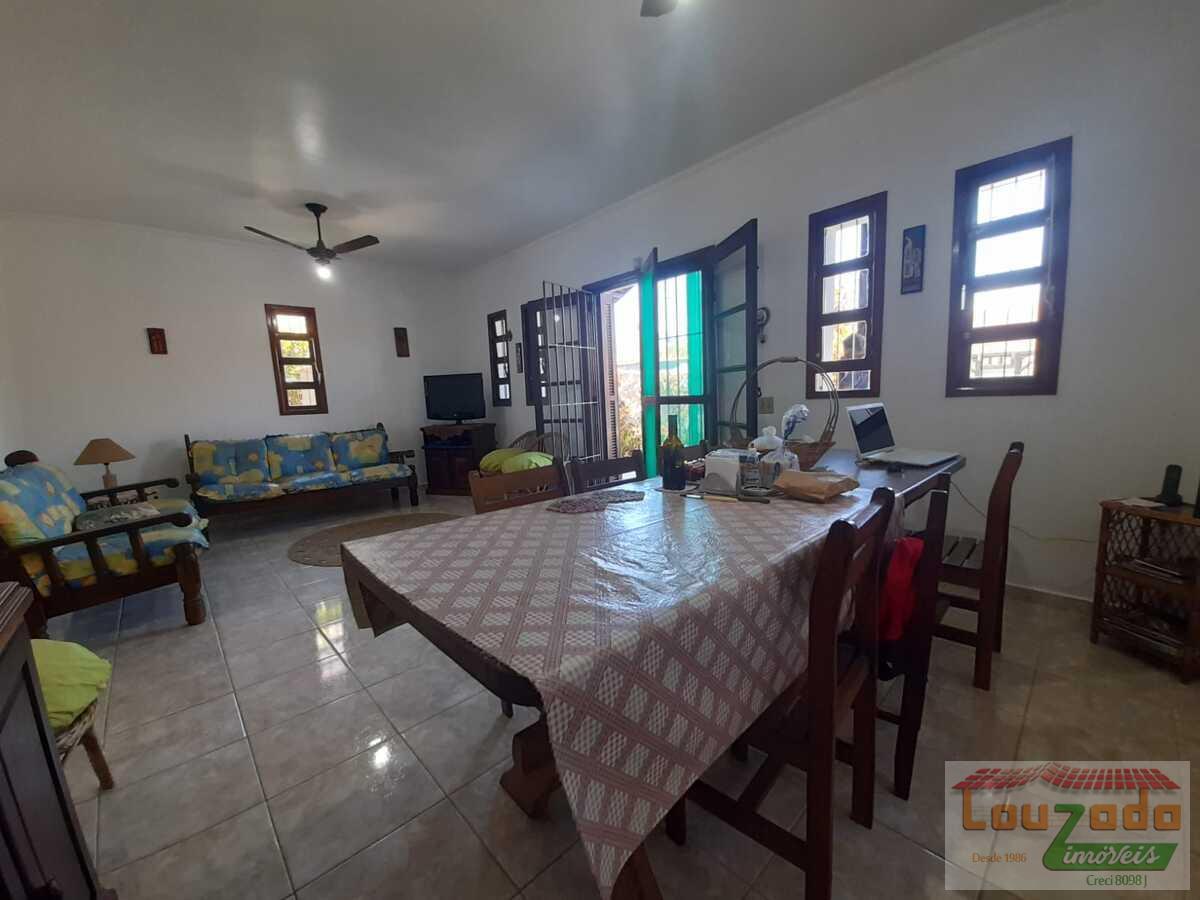 Casa, 2 quartos, 203 m² - Foto 10