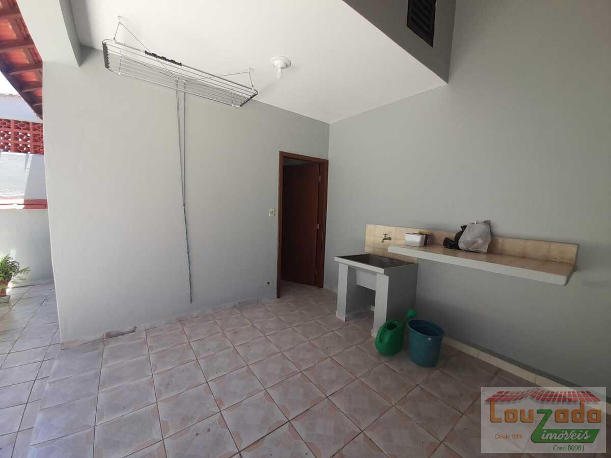 Casa, 2 quartos, 203 m² - Foto 8