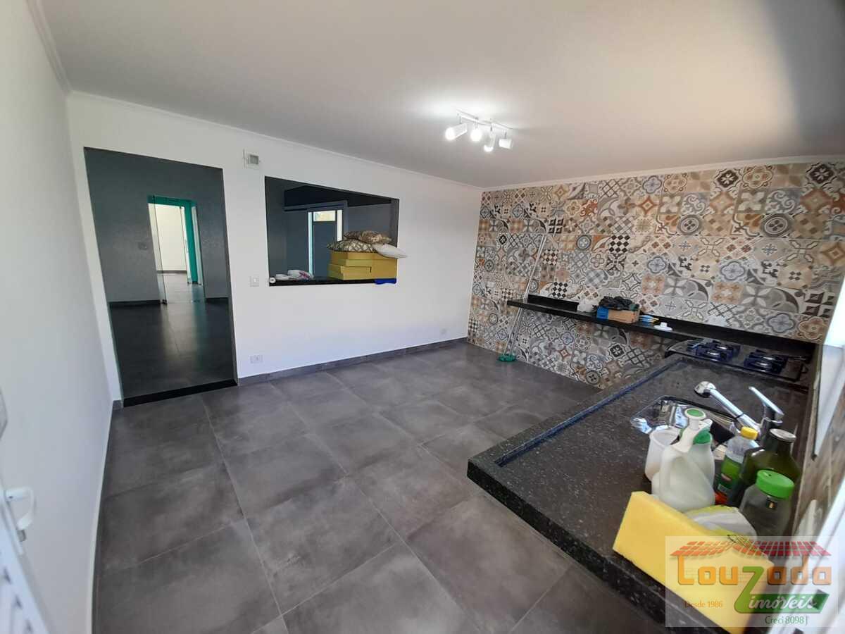 Casa, 4 quartos, 175 m² - Foto 2