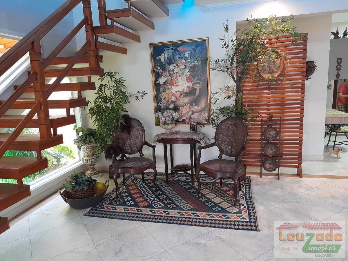 Sobrado, 3 quartos, 382 m² - Foto 2