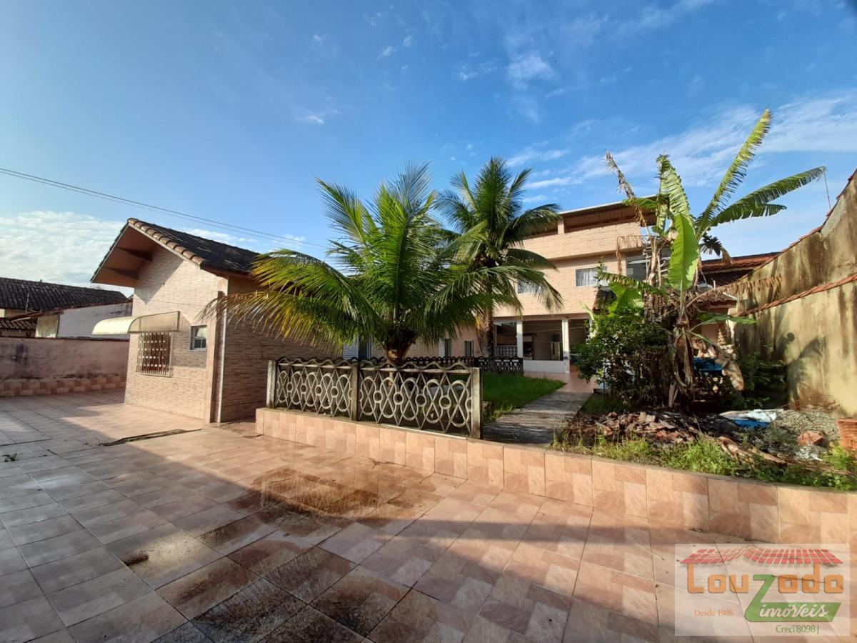 Casa, 4 quartos, 131 m² - Foto 1