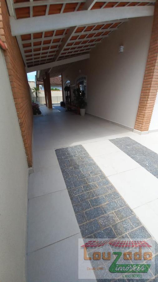 Casa, 3 quartos, 137 m² - Foto 2