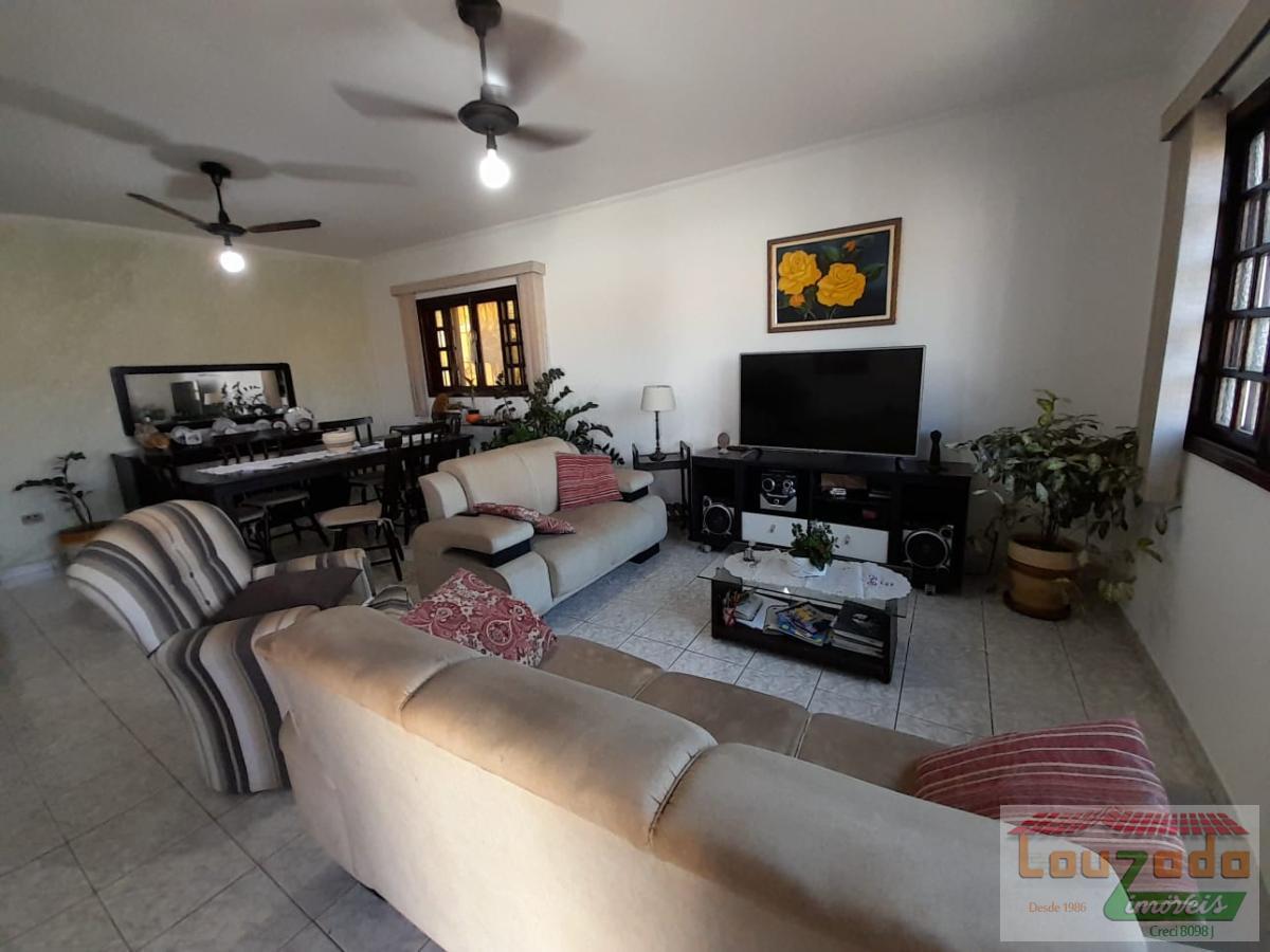 Casa, 3 quartos, 180 m² - Foto 2