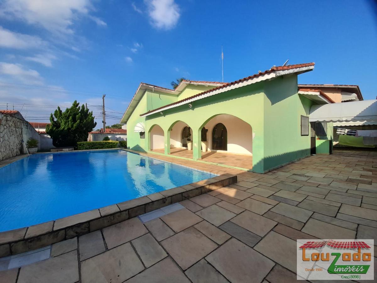 Casa, 3 quartos, 335 m² - Foto 1