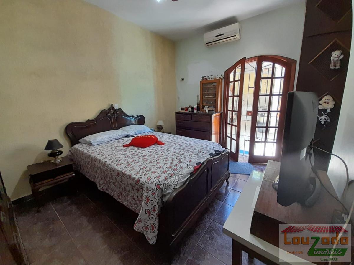 Casa, 3 quartos, 227 m² - Foto 10