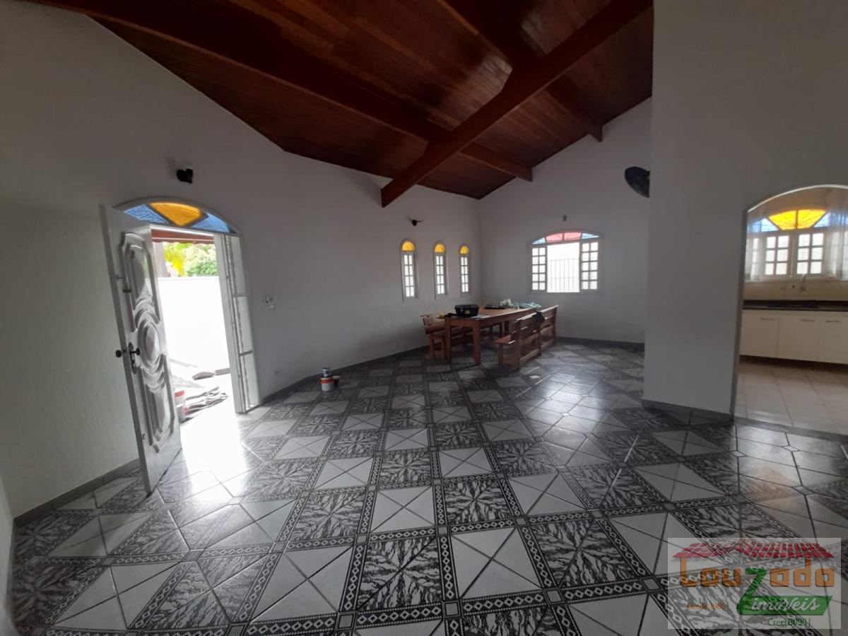 Casa, 3 quartos, 180 m² - Foto 1