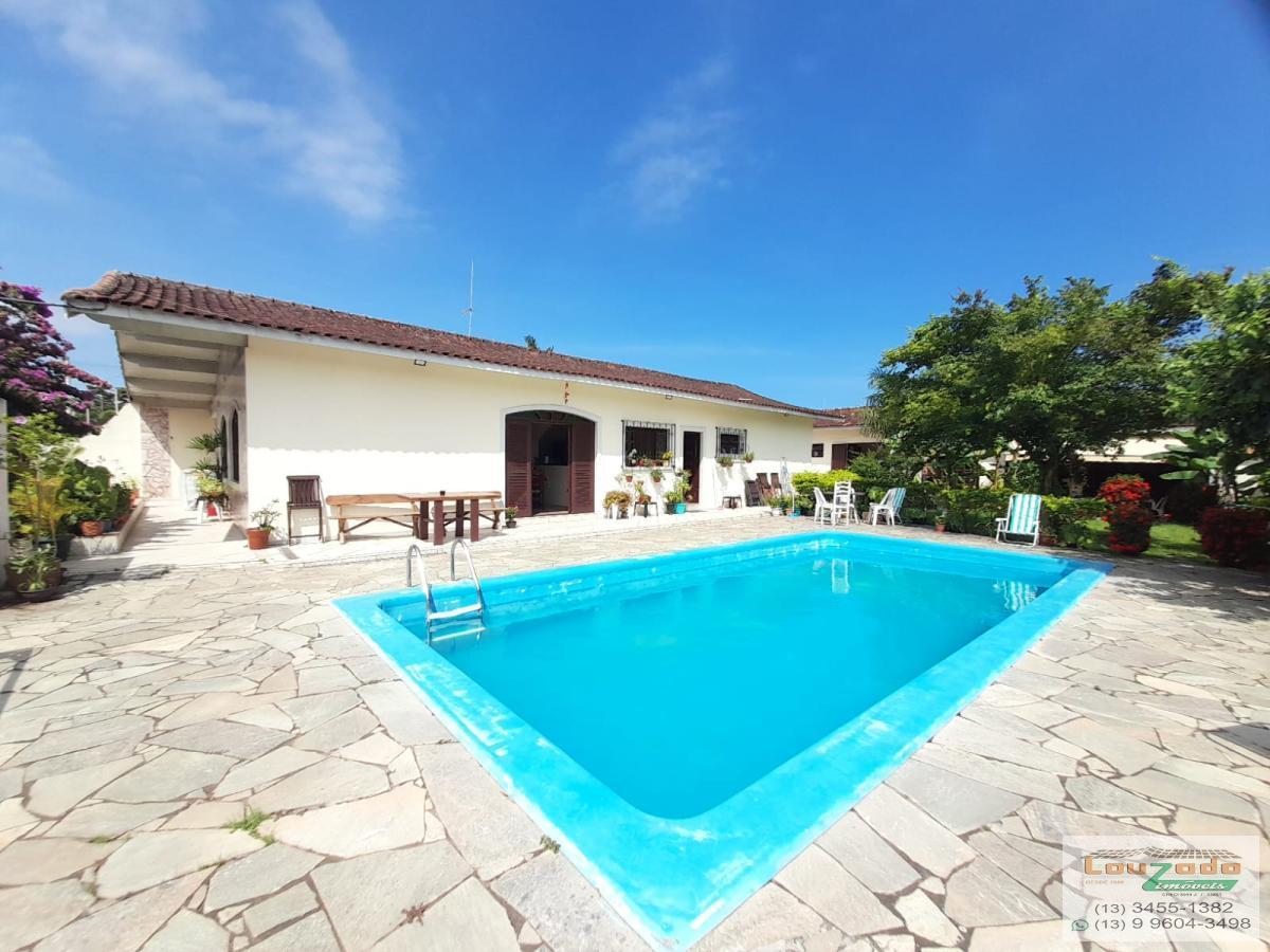 Casa, 4 quartos, 181 m² - Foto 1