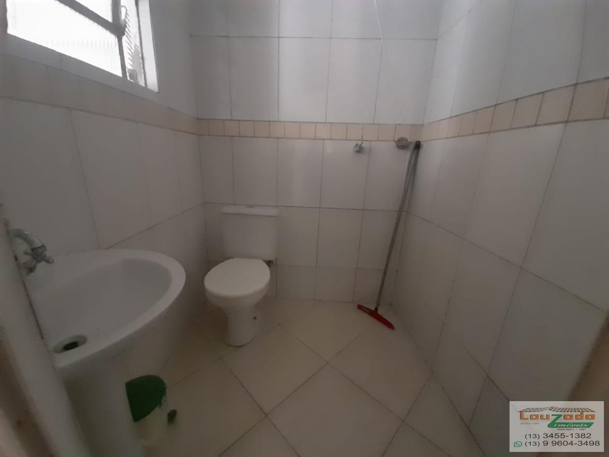 Casa à venda com 2 quartos, 60m² - Foto 14