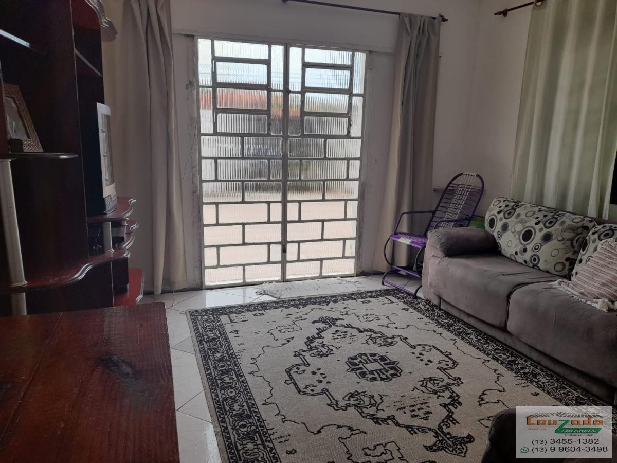 Casa à venda com 2 quartos, 60m² - Foto 3