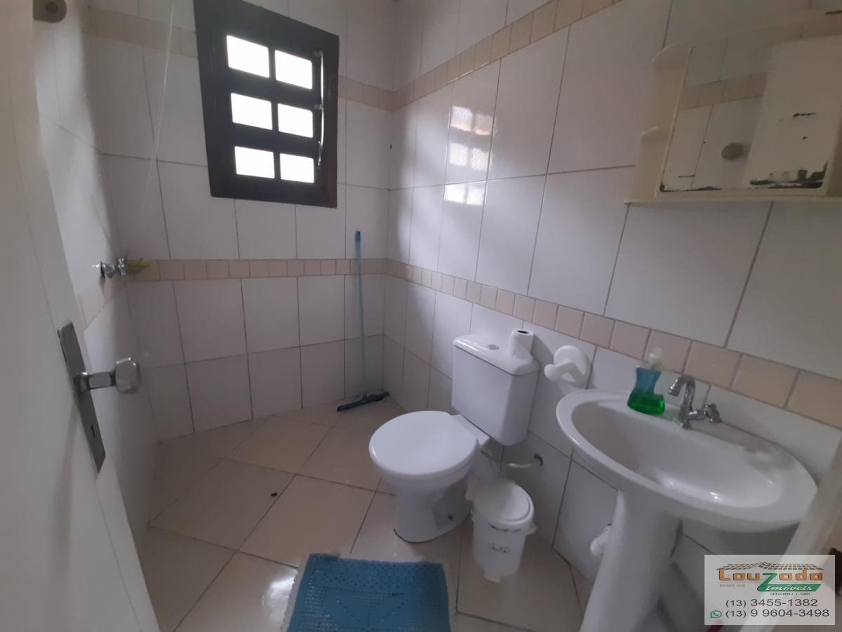 Casa à venda com 2 quartos, 60m² - Foto 7
