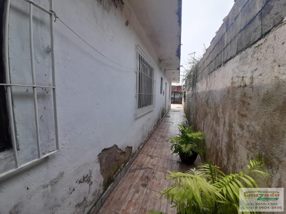 Casa à venda com 2 quartos, 60m² - Foto 17
