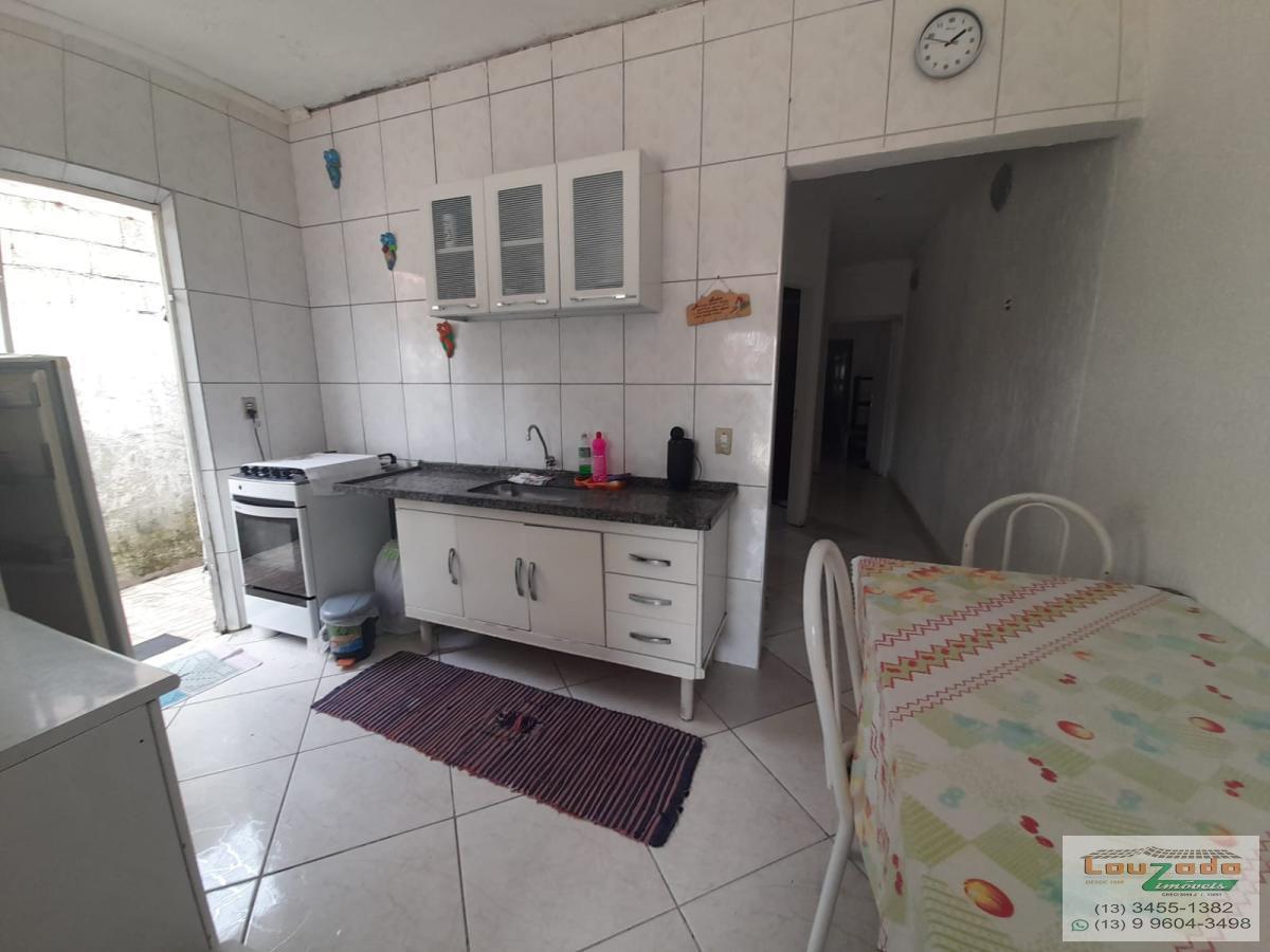 Casa à venda com 2 quartos, 60m² - Foto 5