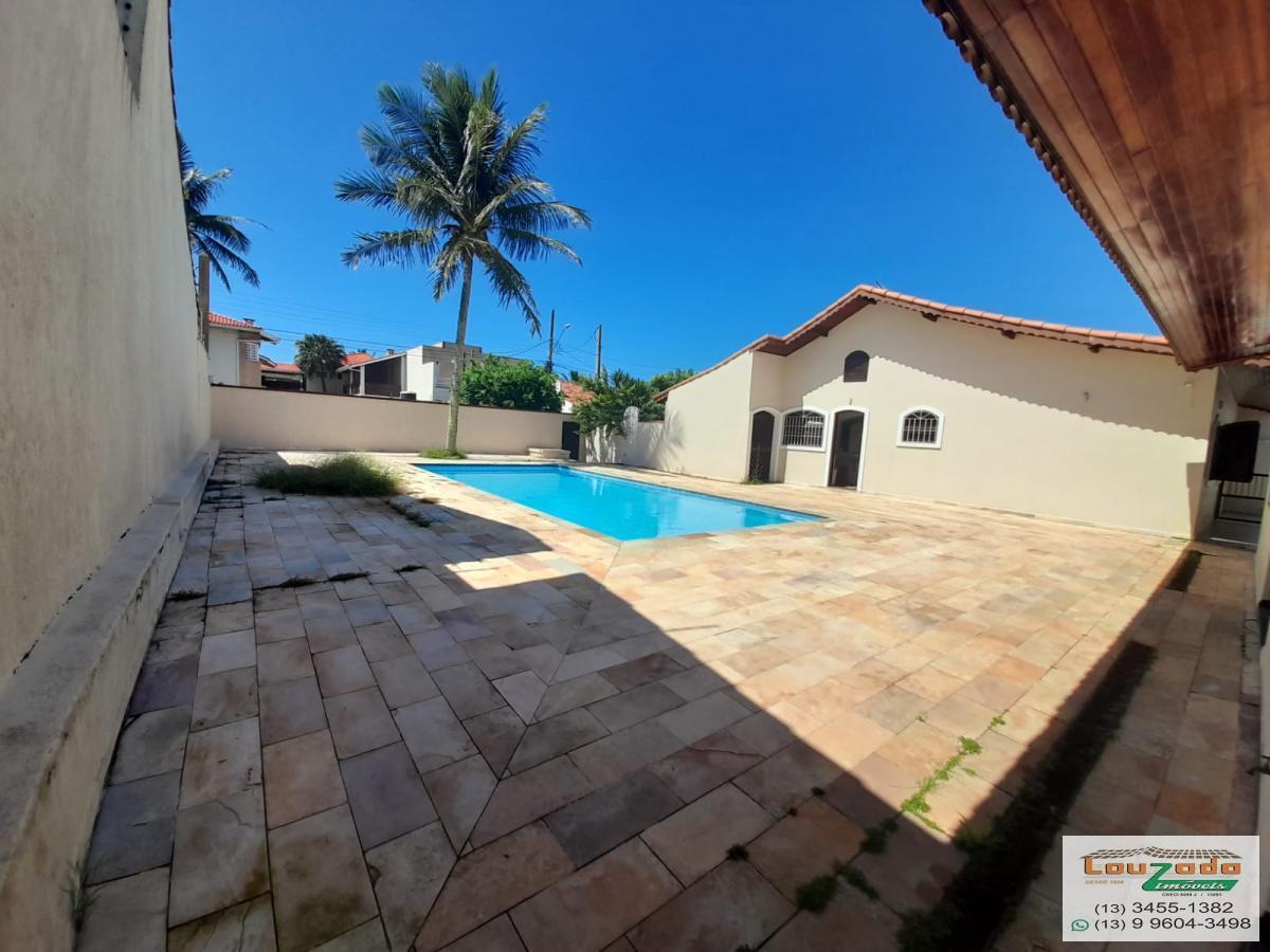 Casa, 3 quartos, 233 m² - Foto 1