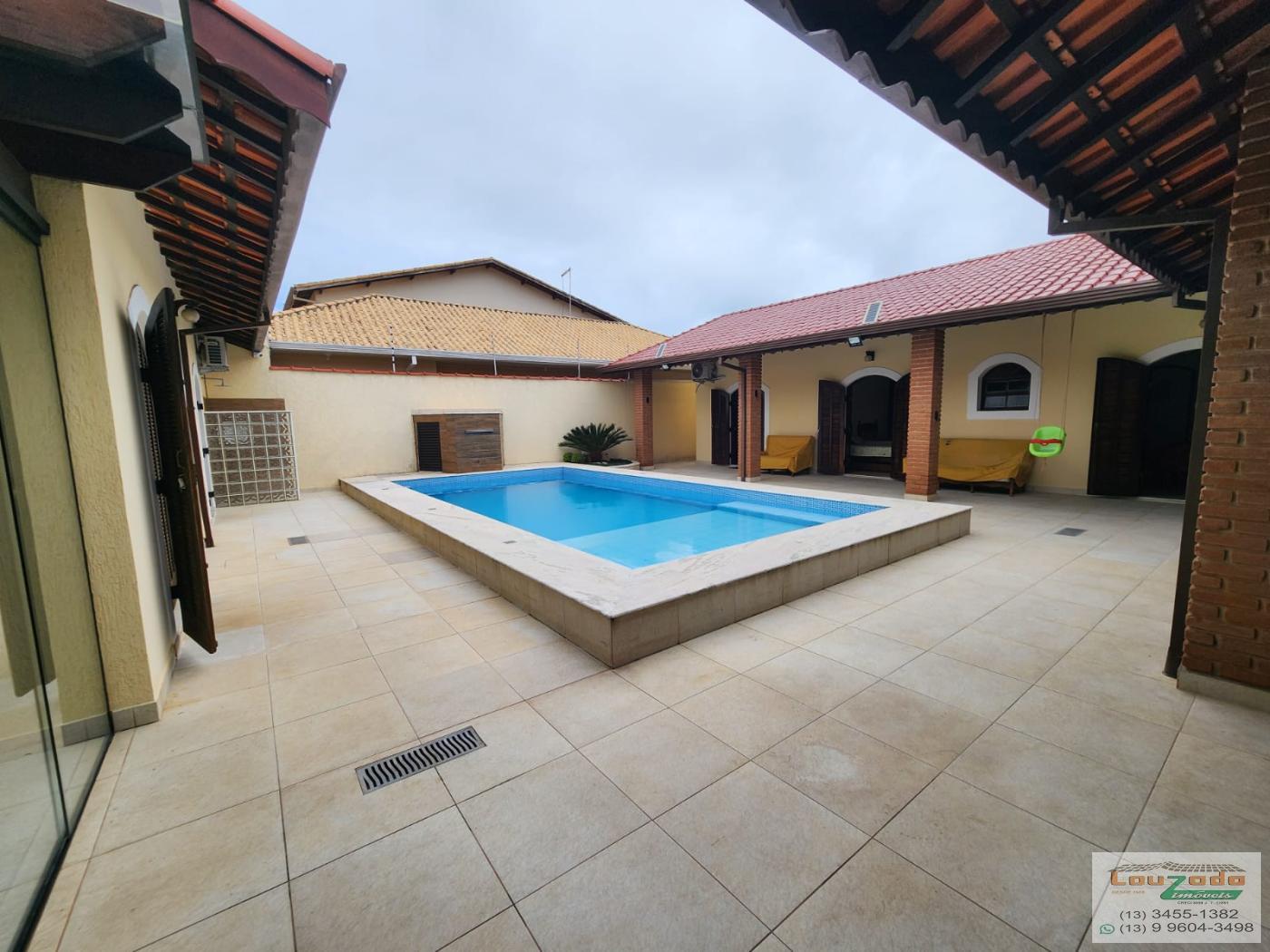 Casa, 5 quartos, 300 m² - Foto 1