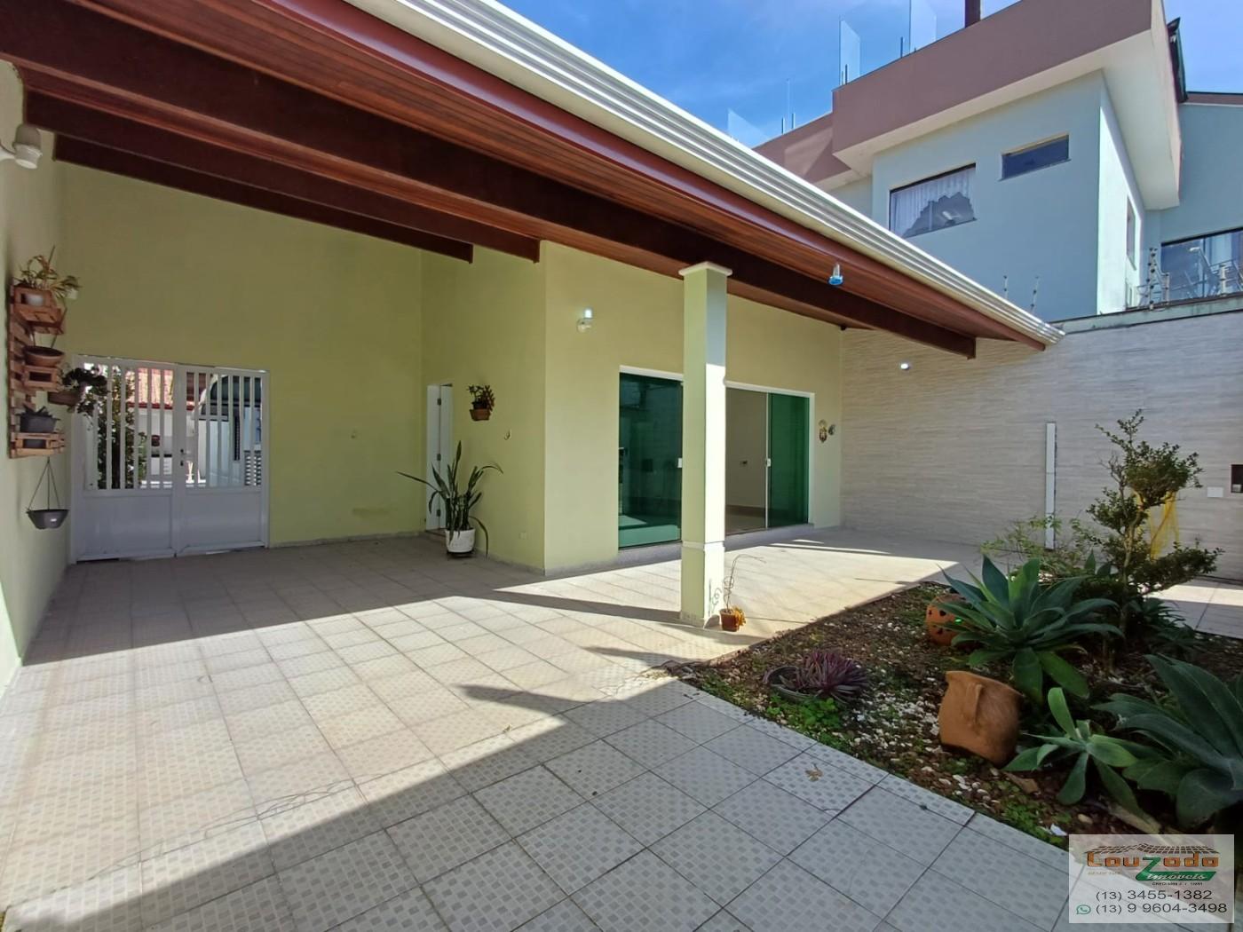 Casa, 3 quartos, 218 m² - Foto 1