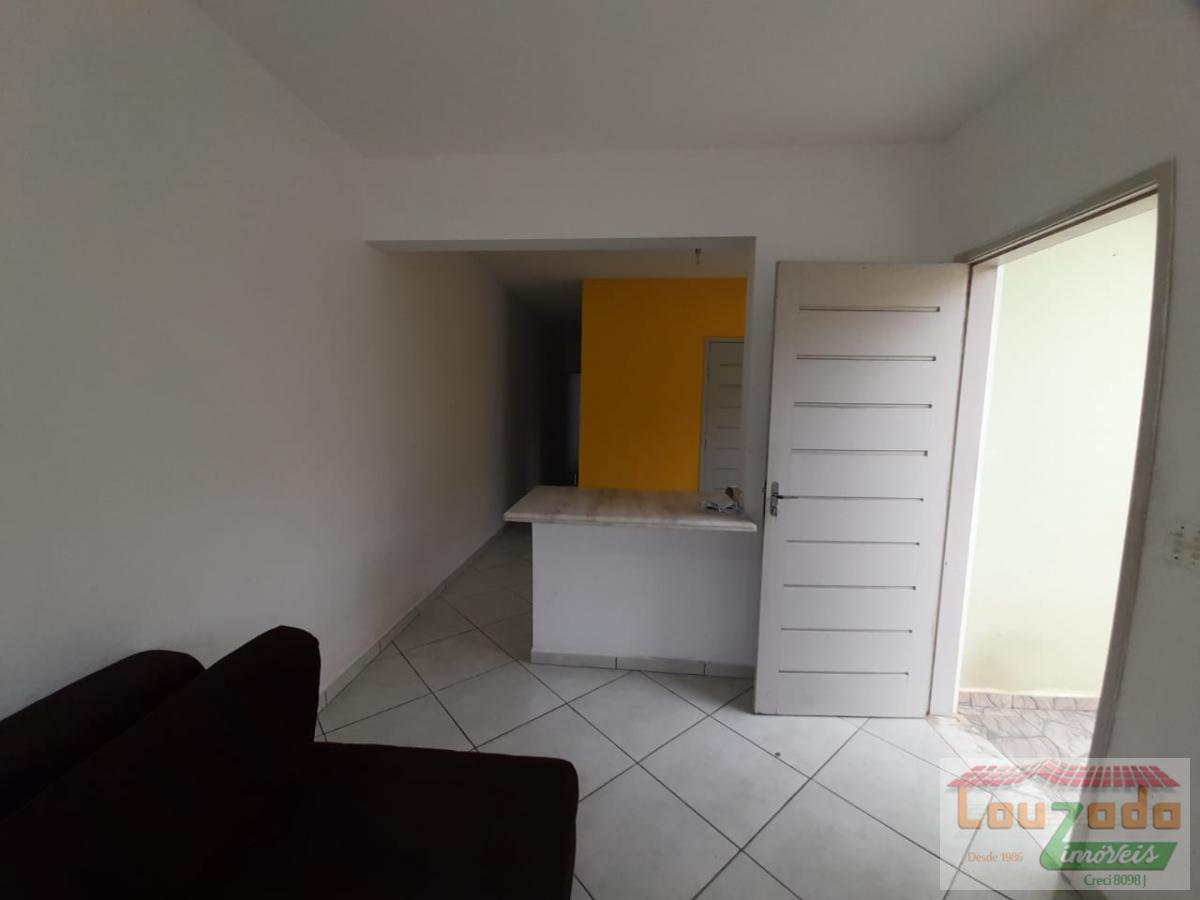 Casa, 2 quartos, 70 m² - Foto 2