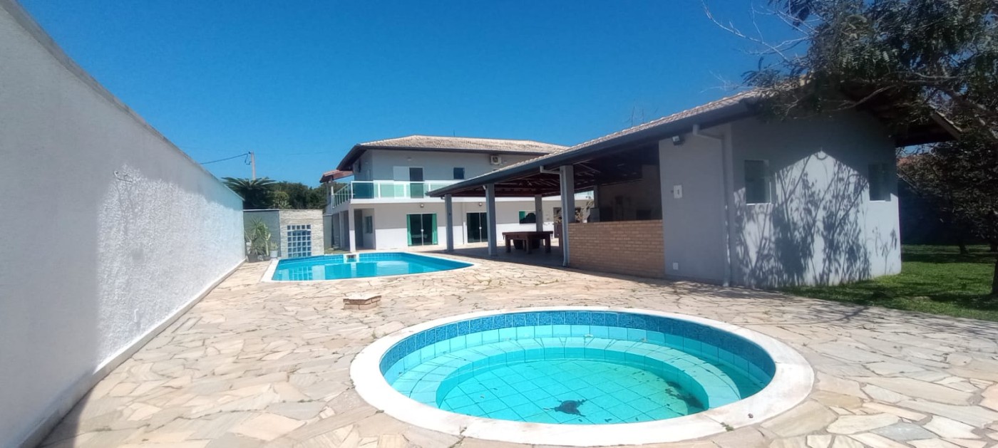 Sobrado, 6 quartos, 300 m² - Foto 1