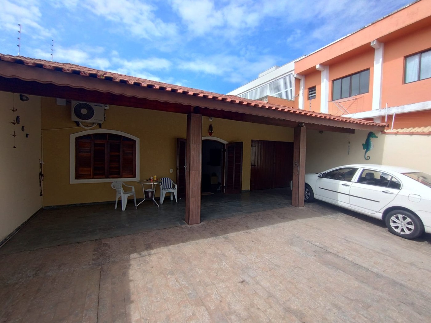 Casa, 4 quartos, 200 m² - Foto 1