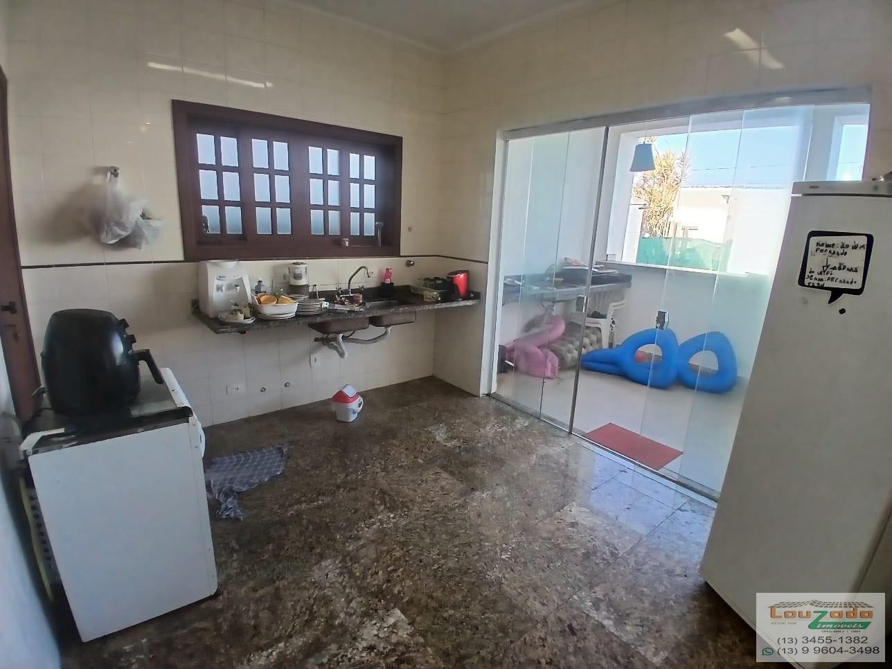 Sobrado, 3 quartos, 242 m² - Foto 8