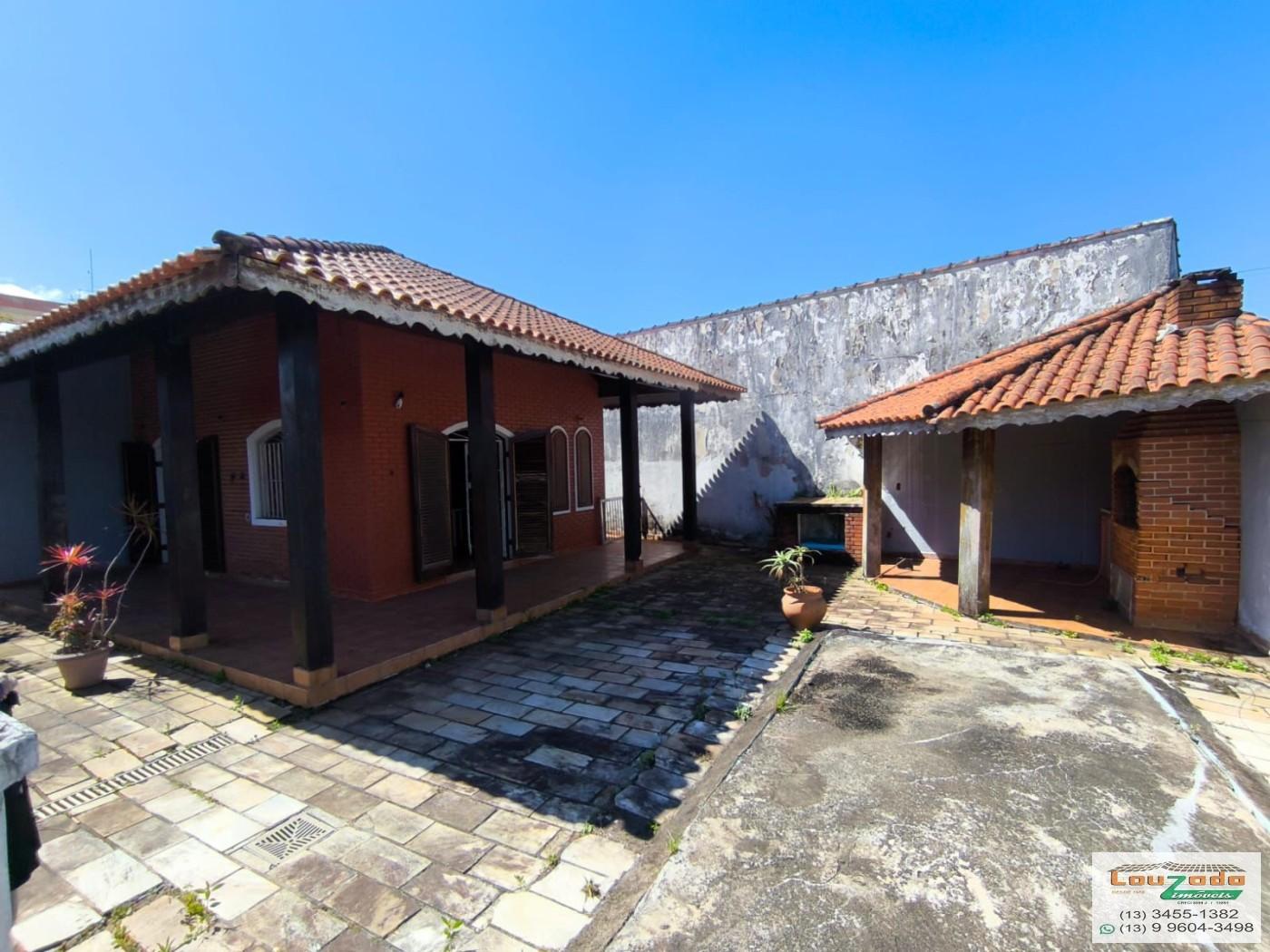 Casa, 3 quartos, 216 m² - Foto 2