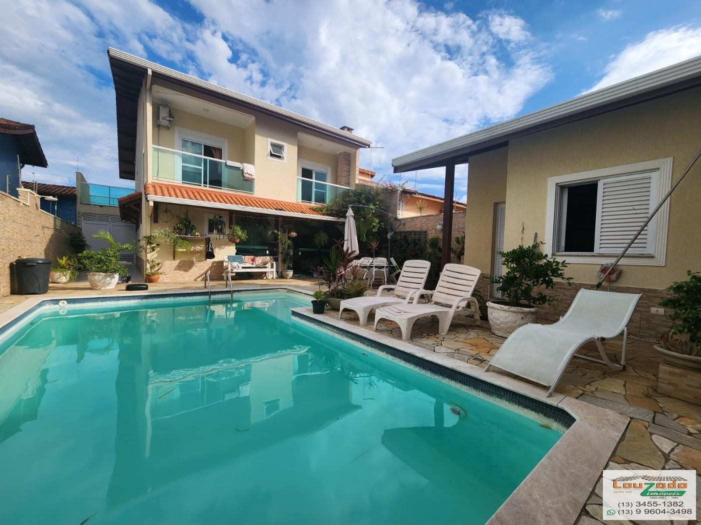 Sobrado, 4 quartos, 218 m² - Foto 1