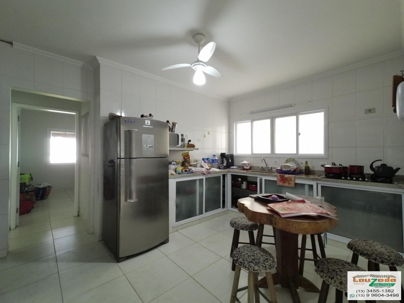 Casa, 4 quartos, 236 m² - Foto 8